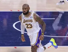 问鼎娱乐app下载-里程碑夜洛杉矶湖人篮板制胜丹佛掘金更衣室发声备战社区盾，这一次真的风云突变瓦伦西亚今晚调整名单的简单介绍