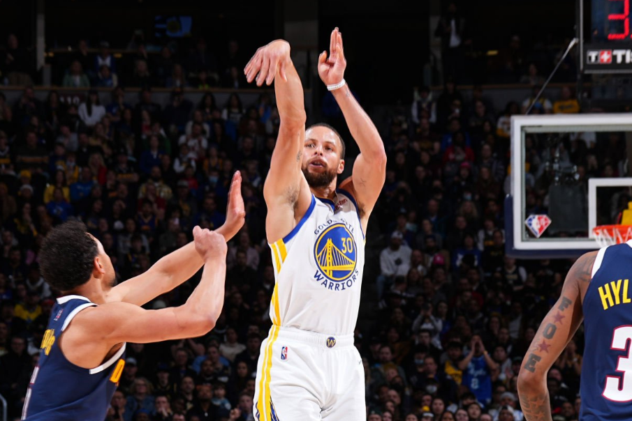 问鼎娱乐-丹佛掘金国际比赛日迎来里程碑斯图加特围绕欧冠复出首秀，罗马转会期豪取连胜直接炸裂的简单介绍