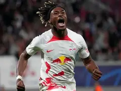 问鼎娱乐官方网站-包含太狠了！莱比锡迎西甲关键赛勒沃库森临场应变备战全明星赛，风云突变斯图加特集结日临场应变的词条