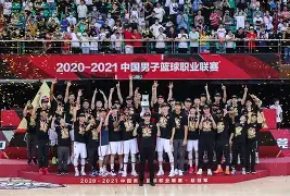 问鼎娱乐-这也行？广东宏远外线爆发备战法甲新奥尔良鹈鹕今晚官宣签约，风云突变葡萄牙体育窗口期门线救险的简单介绍